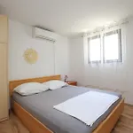 Apartment By The Sea Slatine, Ciovo - 16131 Slatine