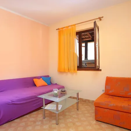 Apartment By The Sea Slatine, Ciovo - 16131