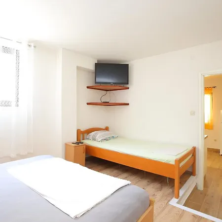 By The Sea Slatine, Ciovo - 16131 Apartman *